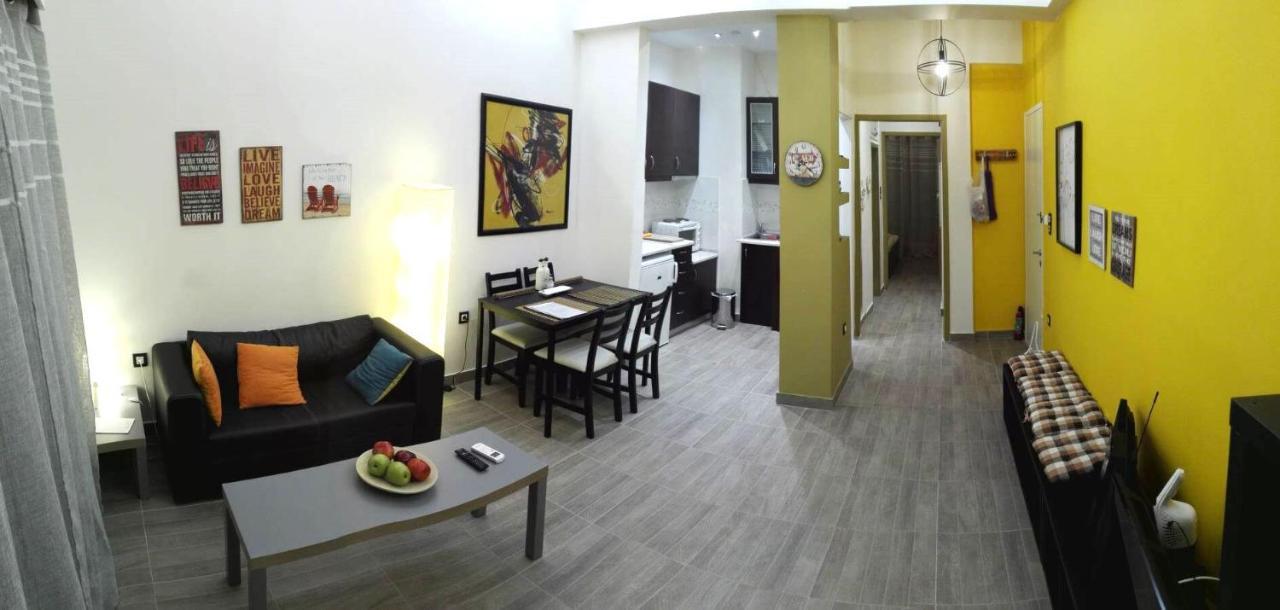 Smart Apartment, Athens. Exterior photo
